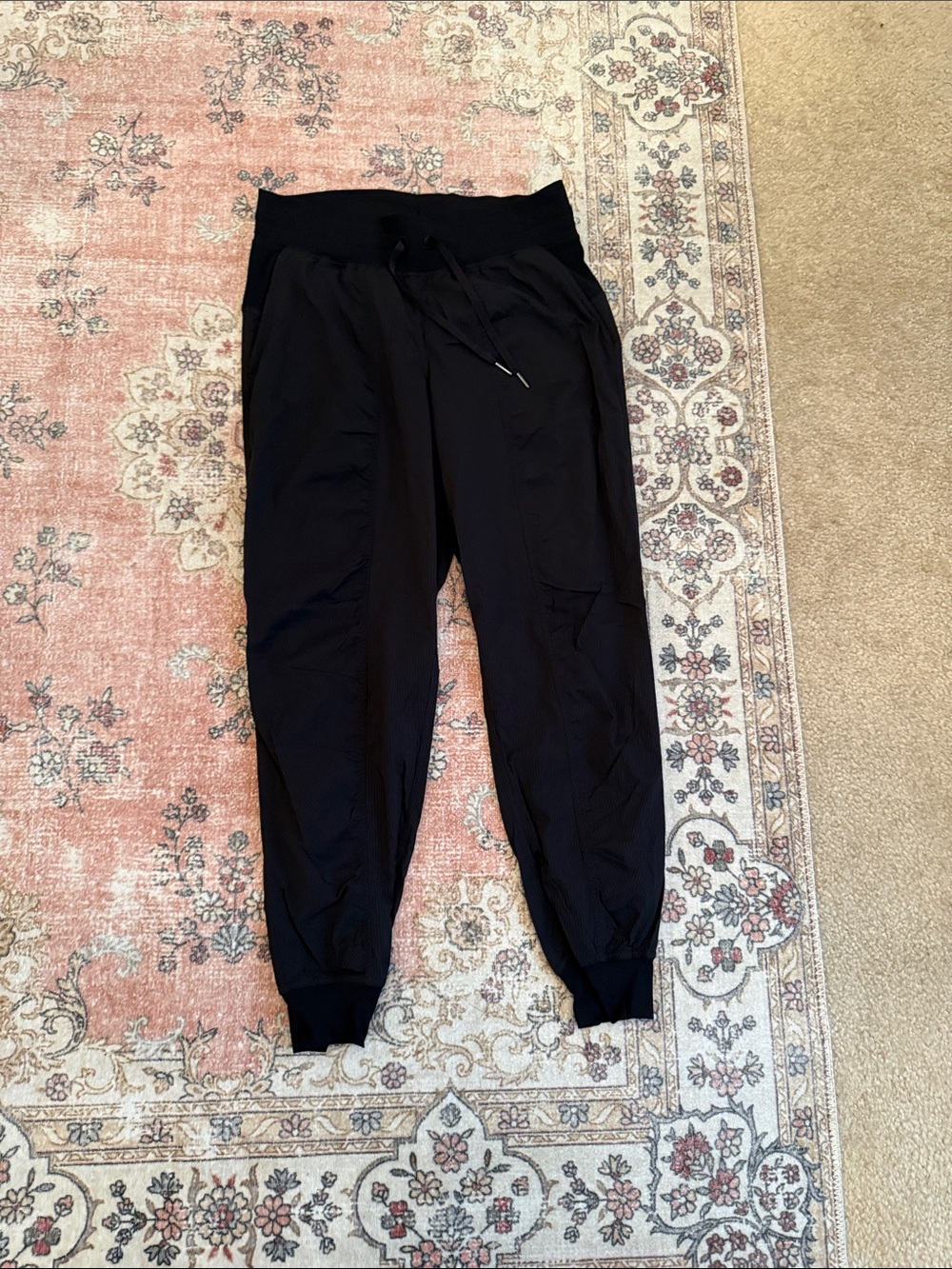 lululemon athletica Black Women’s Drawstring Joggers